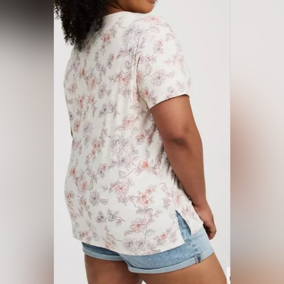 TORRID TOP - Picture 12 of 12